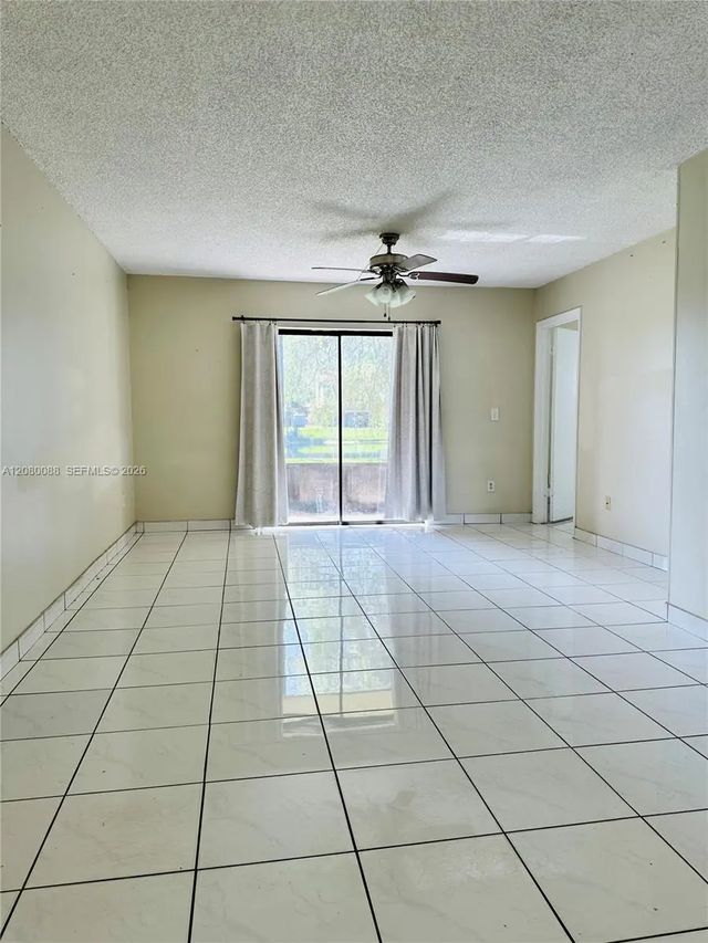 3 of 18 - 6565 W 26th Drive #34-104, Hialeah, FL