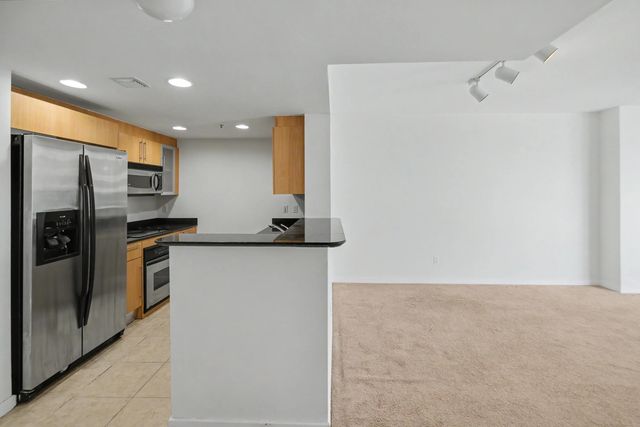3 of 41 - 335 S Biscayne Boulevard #1002, Miami, FL
