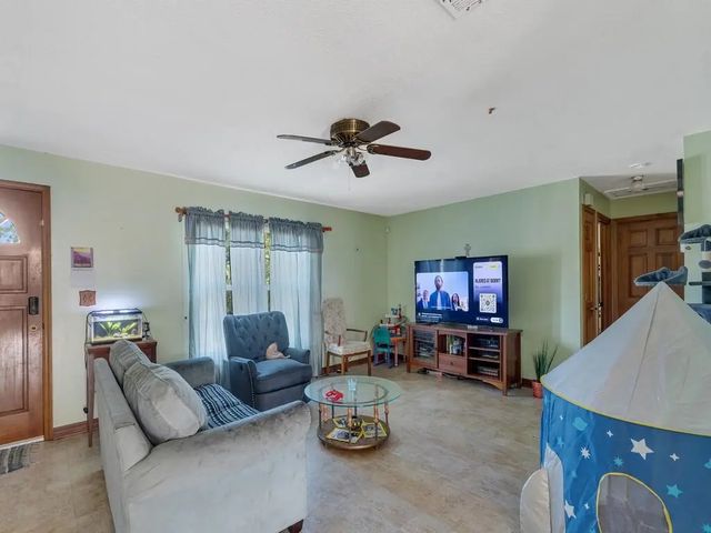 2 of 20 - 689 Caballero Avenue Se, Palm Bay, FL