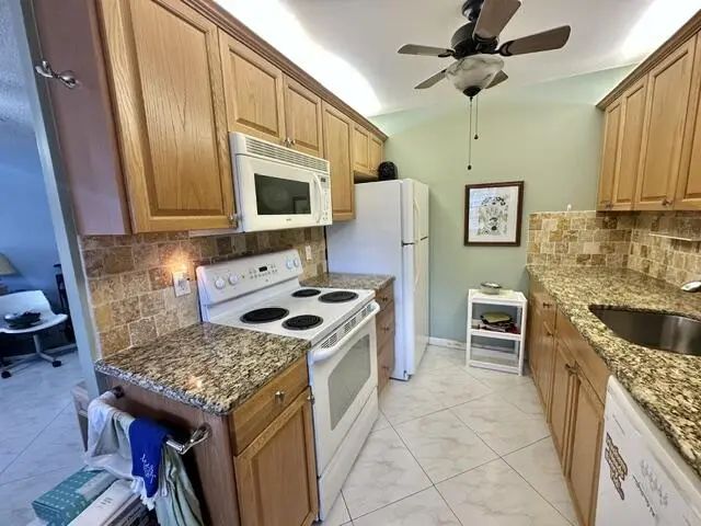 5 of 33 - 1041 Guilford C, Boca Raton, FL