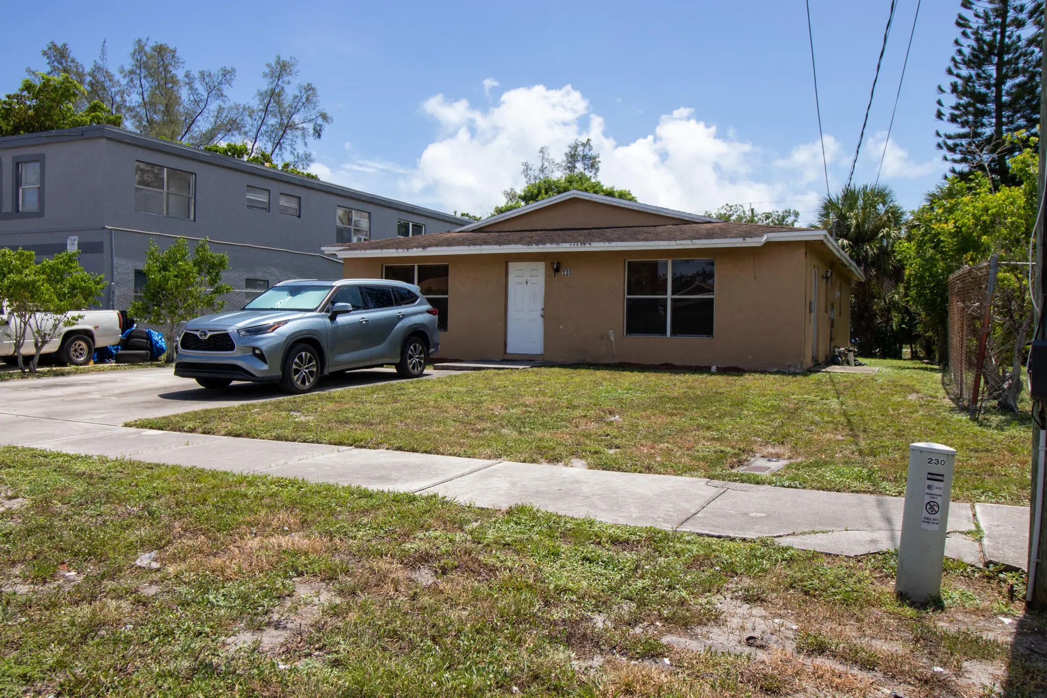 230 Sw 8th Street, Deerfield Beach