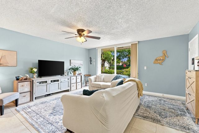 5 of 45 - 123 Yacht Club Way #109, Hypoluxo, FL