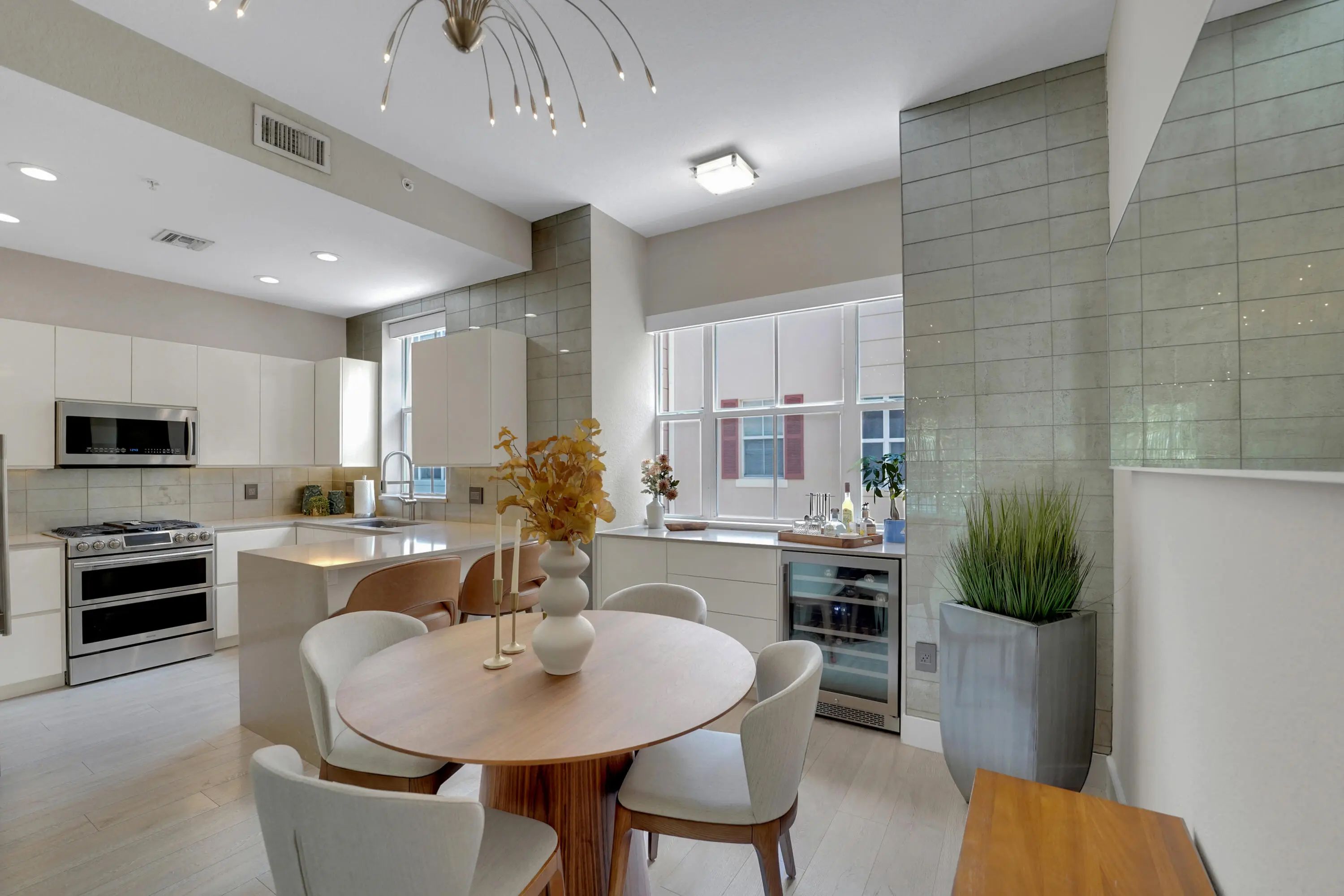 502 Ne 7th Avenue #unit 1, Fort Lauderdale