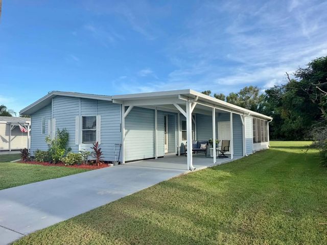 3333 Columbrina Circle, Port St. Lucie