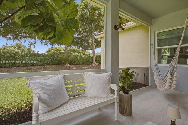 4 of 37 - 1508 Winterberry Lane, Weston, FL