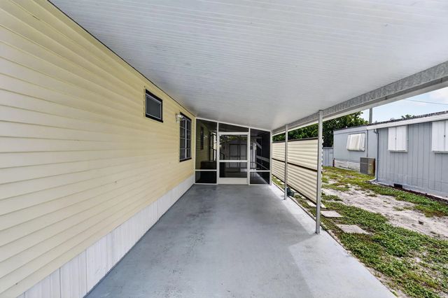 5 of 38 - 8381 Se Skylark Avenue, Hobe Sound, FL