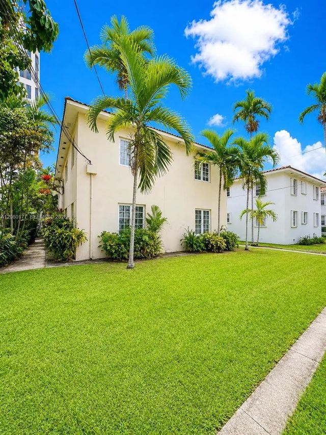 3 of 9 - 215 Sidonia Avenue, Coral Gables, FL