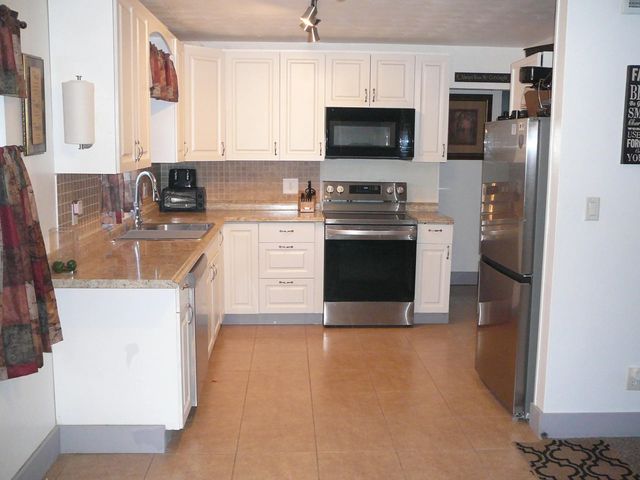 5 of 40 - 2100 W Esplanade, Fort Pierce, FL