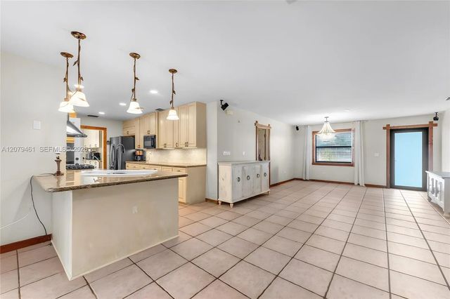 5 of 29 - 32205 Sw 199th Court, Homestead, FL