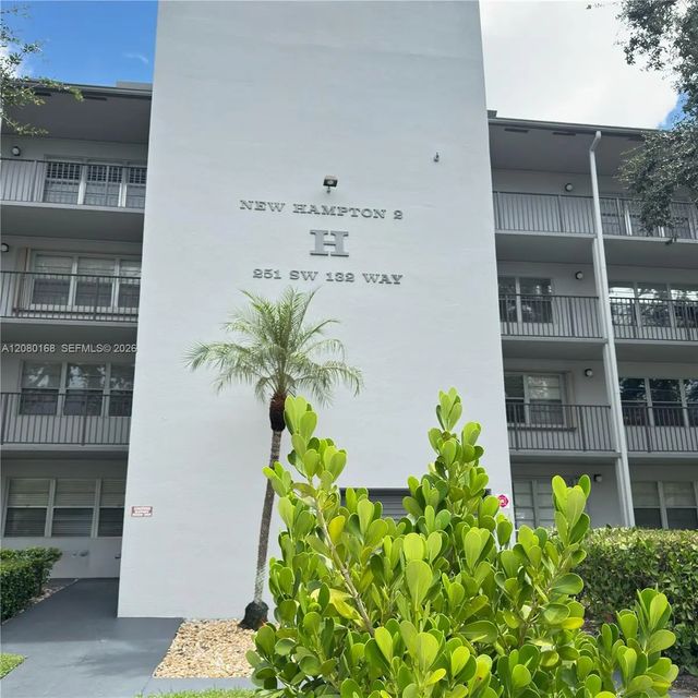 2 of 20 - 251 Sw 132nd Way #206h, Pembroke Pines, FL