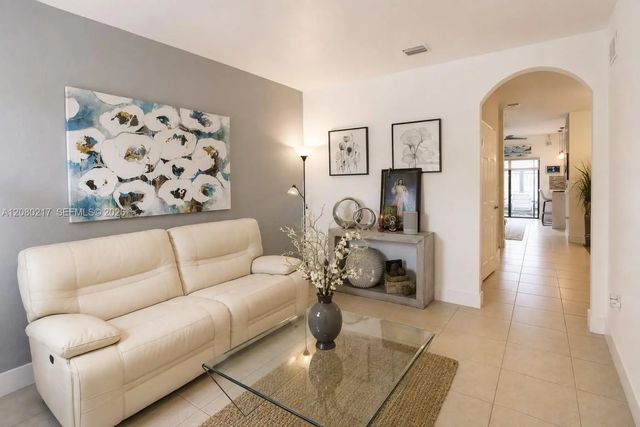 3 of 26 - 10327 Nw 89th Terrace, Doral, FL