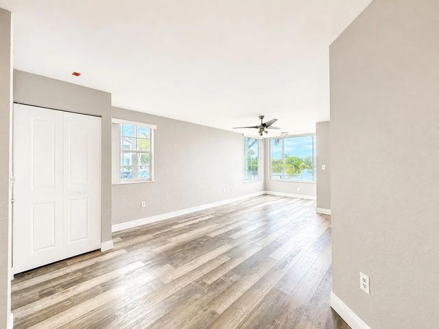 4 of 27 - 2831 N Oakland Forest Drive #101, Oakland Park, FL