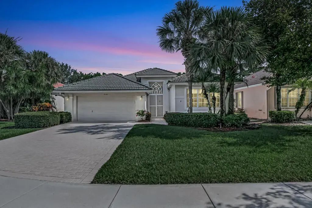 9152 Bay Harbour Circle, West Palm Beach property for sale