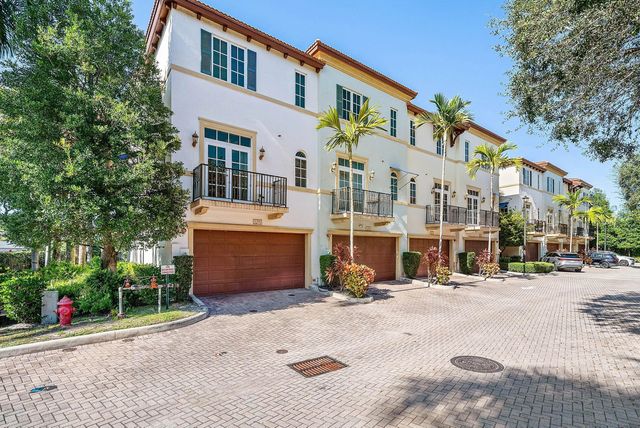 3 of 43 - 3281 Estancia Lane, Boynton Beach, FL