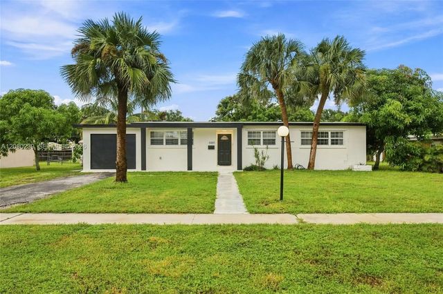 6885 Nw 14th Court, Plantation