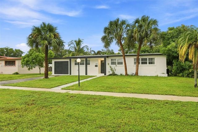 3 of 33 - 6885 Nw 14th Court, Plantation, FL