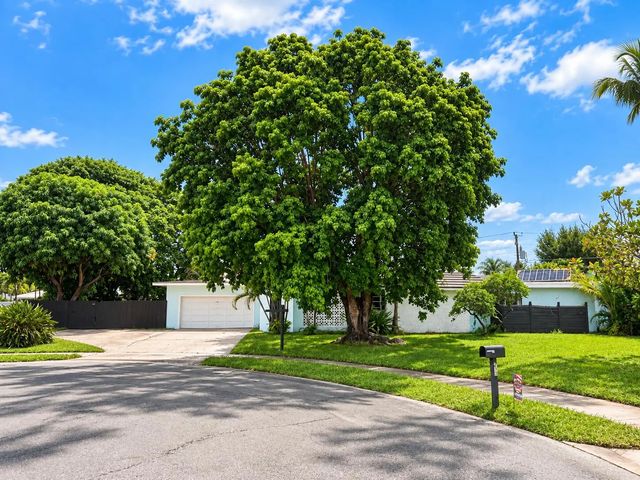 3 of 3 - 878 Fathom Court, North Palm Beach, FL