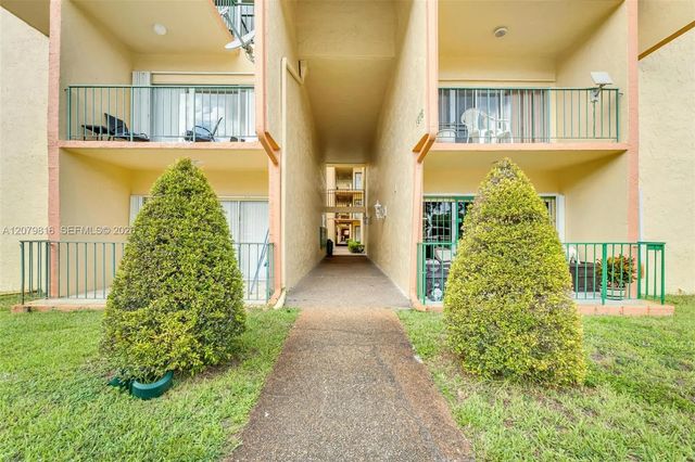 2 of 30 - 1975 W 44th Place #a302, Hialeah, FL