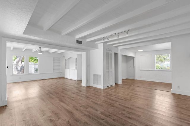 3 of 44 - 526 38th Street, West Palm Beach, FL