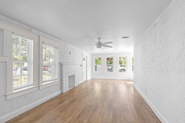 4 of 44 - 526 38th Street, West Palm Beach, FL