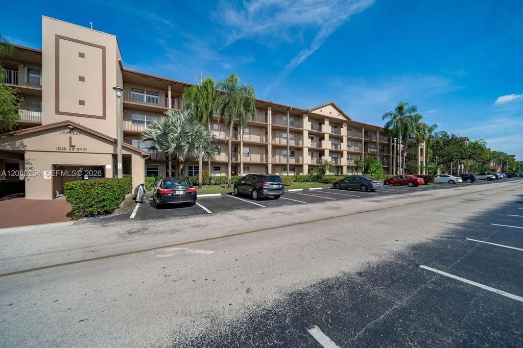 13105 Sw 16th Court #204l, Pembroke Pines