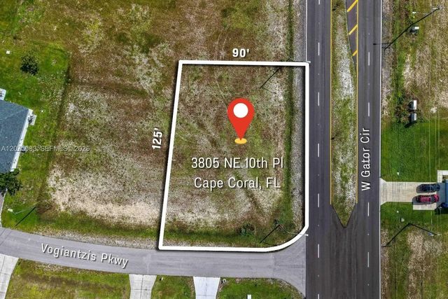 3805 Ne 10th Place, Cape Coral