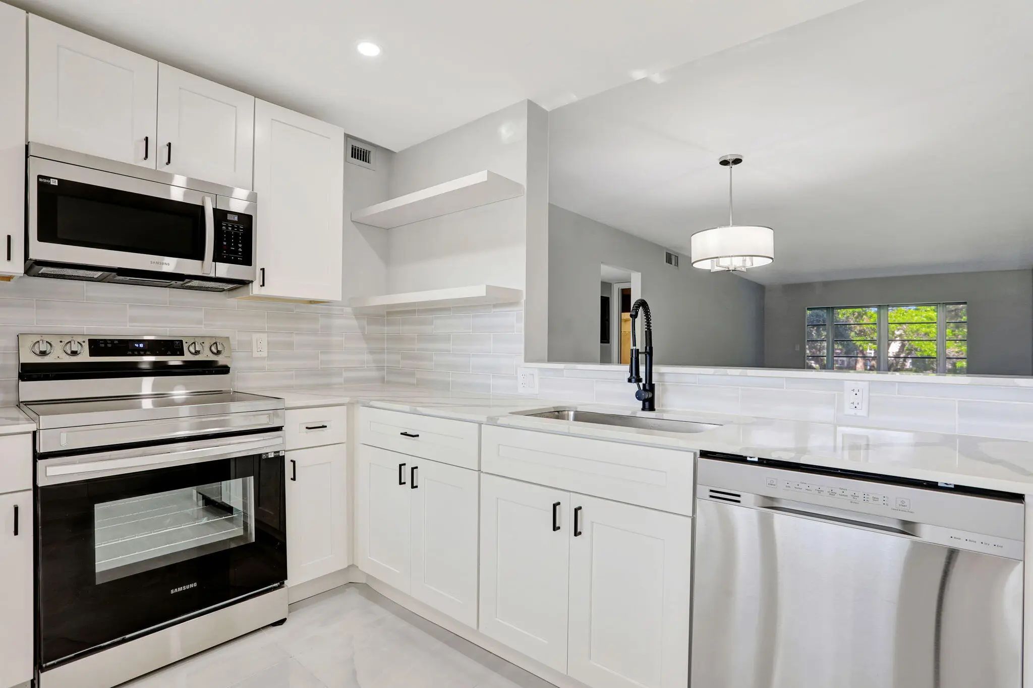 2202 Lucaya Bend #g2, Coconut Creek