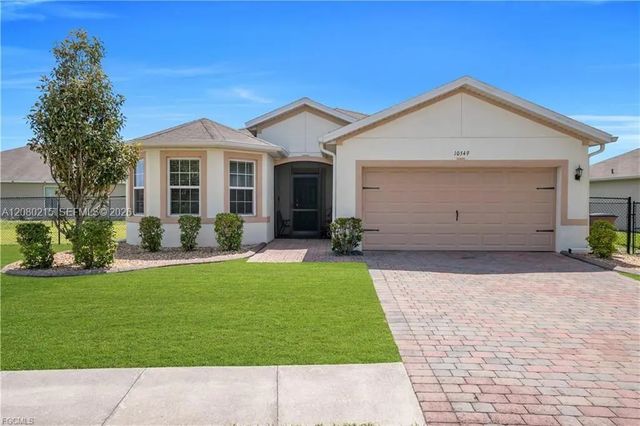 10549 Canal Brook Lane, Lehigh Acres