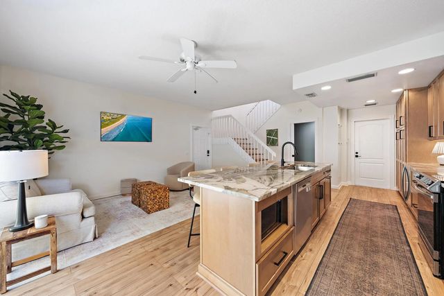 5 of 31 - 68 Live Oak Circle, Tequesta, FL