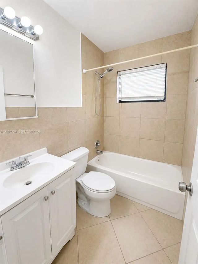 4 of 7 - 6525 Sw 25th Street, Miramar, FL