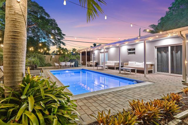 2 of 30 - 1621 Ne 1st Avenue, Pompano Beach, FL