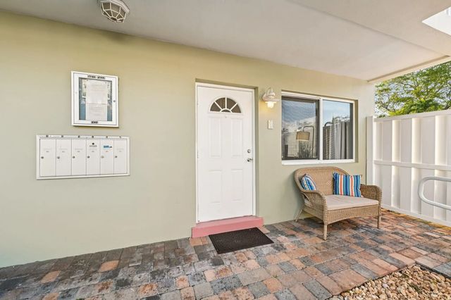 3 of 22 - 1424 Holly Heights Drive #1, Fort Lauderdale, FL