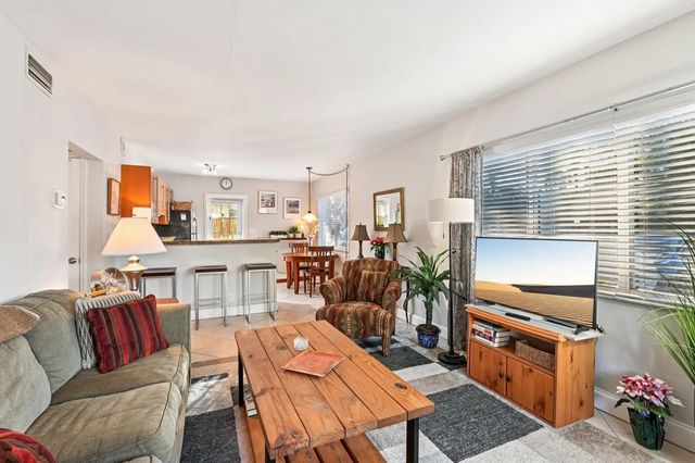 5 of 22 - 1424 Holly Heights Drive #1, Fort Lauderdale, FL