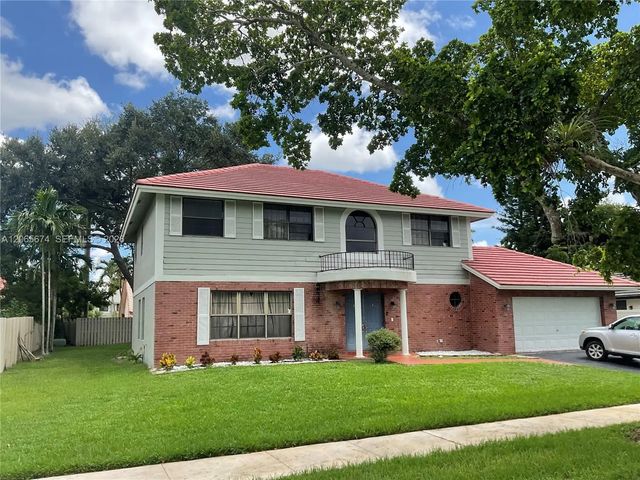 3 of 31 - 760 Blue Ridge Way, Davie, FL