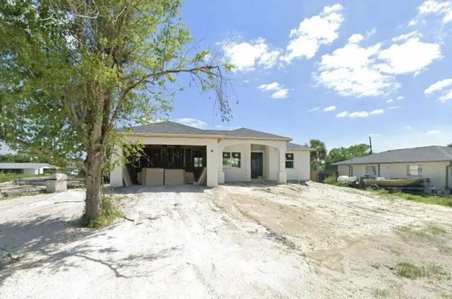 20239 Gladstone  Avenue, Port Charlotte