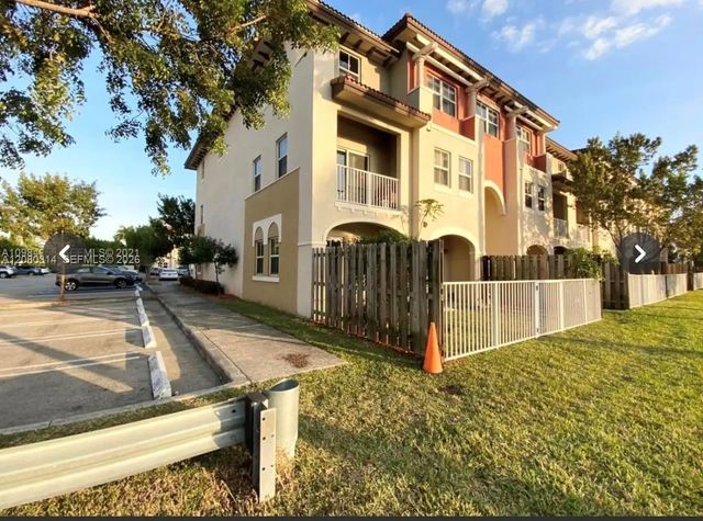 8650 Nw 97 Avenue #108, Doral