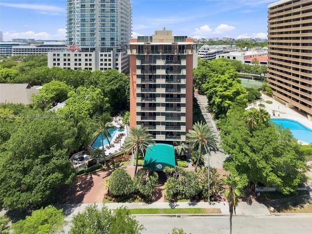 2951 S Bayshore Drive #305, Miami