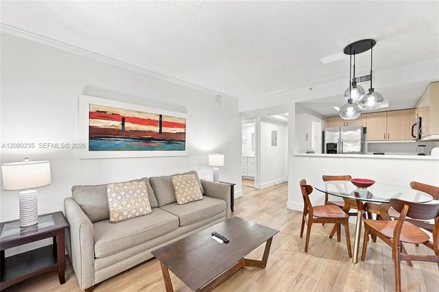 5 of 32 - 2951 S Bayshore Drive #305, Miami, FL