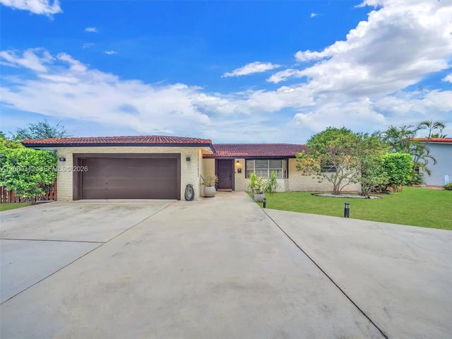 2 of 61 - 10305 Nw 42nd Drive, Coral Springs, FL