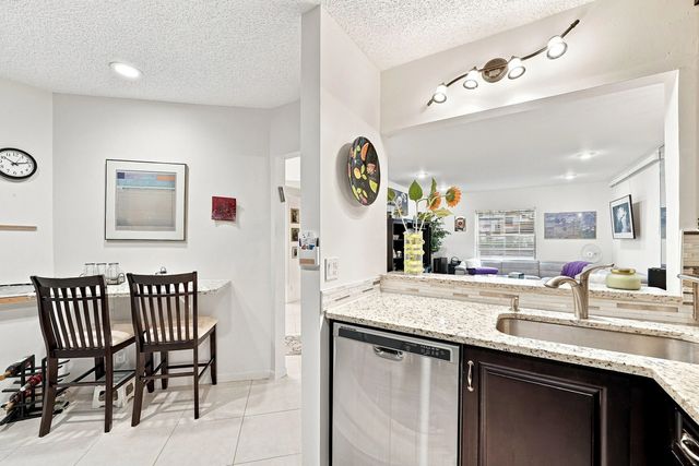 4 of 47 - 5450 Verona Drive #h, Boynton Beach, FL