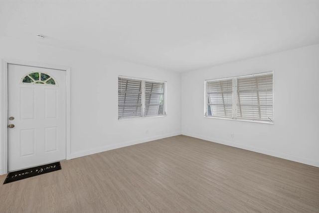 4 of 15 - 1718 Nw 7th Street, Fort Lauderdale, FL