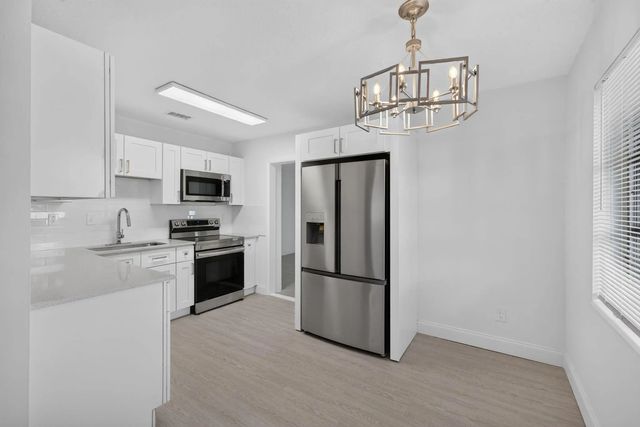 5 of 15 - 1718 Nw 7th Street, Fort Lauderdale, FL