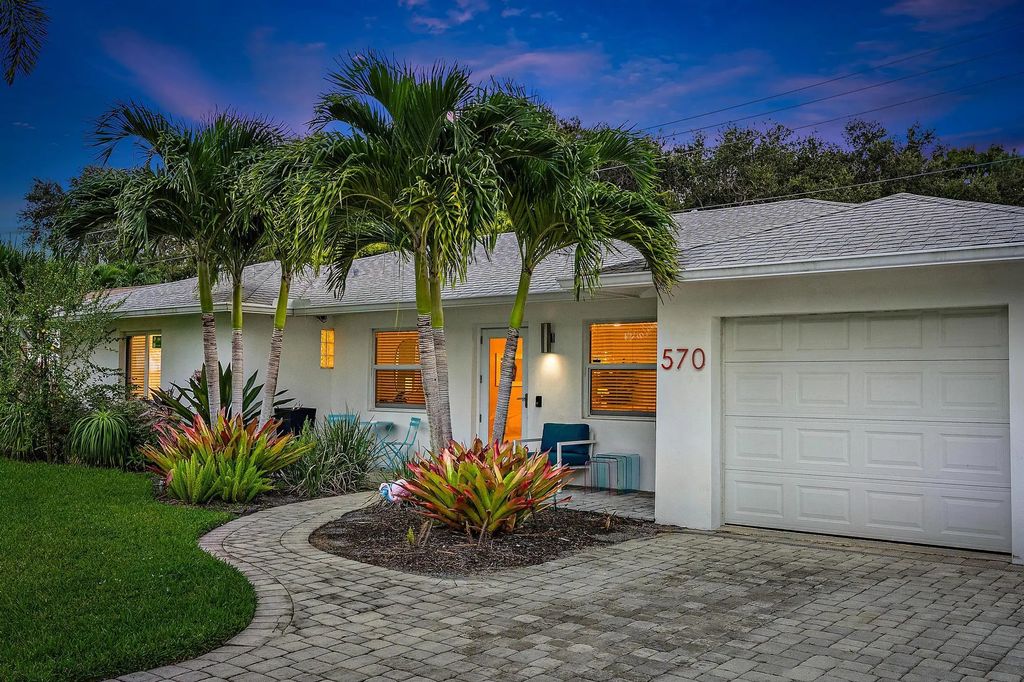 570 N Dover Road, Tequesta