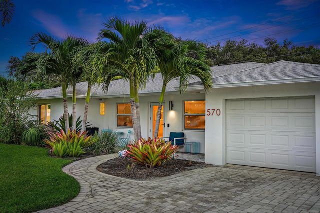 570 N Dover Road, Tequesta