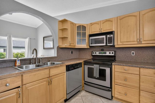4 of 31 - 7516 Nw 88th Terrace, Tamarac, FL