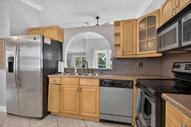 5 of 31 - 7516 Nw 88th Terrace, Tamarac, FL