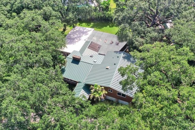 4 of 56 - 5500 Woodland Lane, Dania Beach, FL
