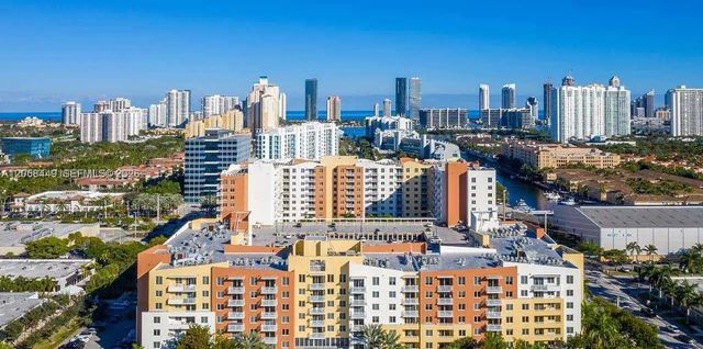 2 of 22 - 18800 Ne 29th Avenue #221, Aventura, FL