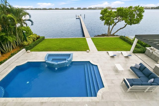 2 of 74 - 3 Lakeside Palms Court, Lake Worth Beach, FL