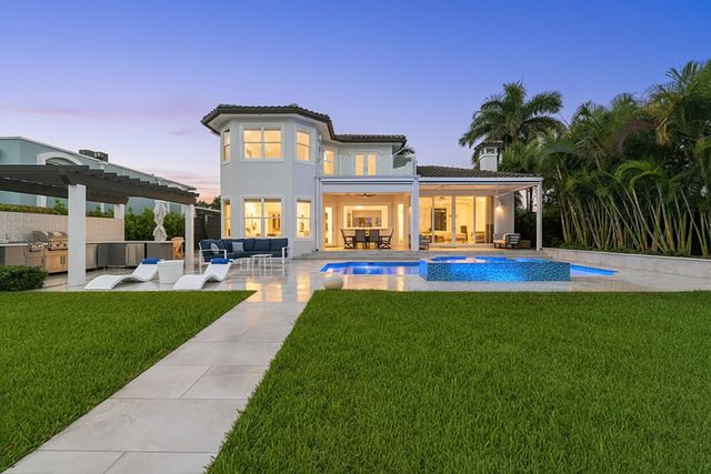 4 of 74 - 3 Lakeside Palms Court, Lake Worth Beach, FL